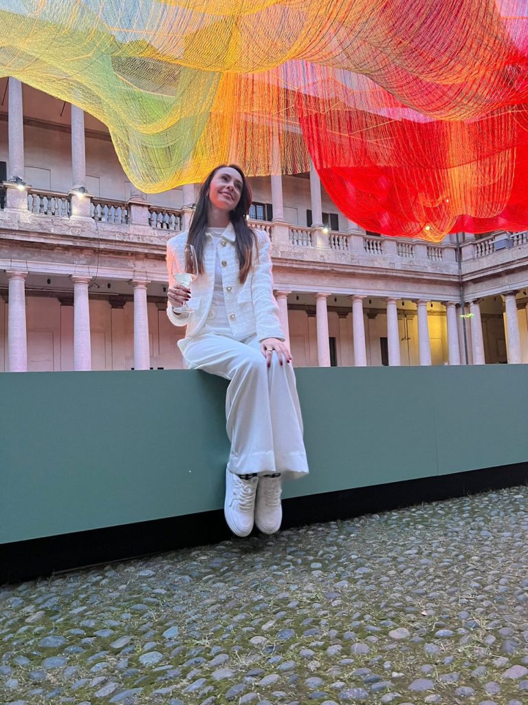 Arquiteta Livia Quintella leva seu talento além-fronteiras na Semana de Design de Milão