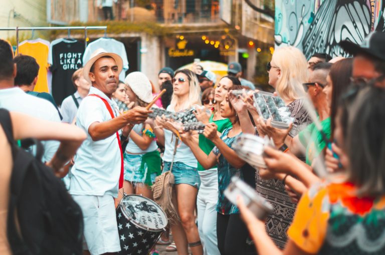 Blocos de Carnaval do Rio 2025: confira a lista completa e organize sua folia